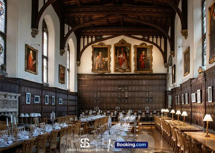 1 Bedroom City Centre Apartment Near The University And Bodleian Library By Spencer And Jackson Short Lets & Serviced Accommodation Oxford